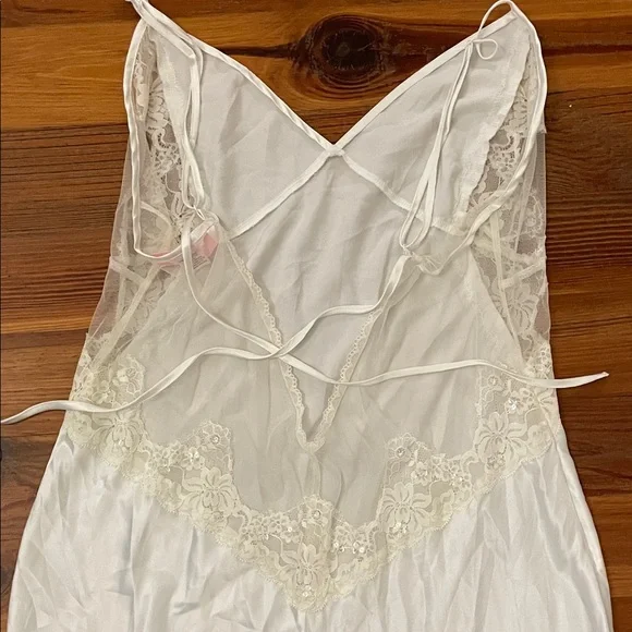 Victoria's Secret Satin Gown Robe Set Womens M/L Bride Lace Elegant - Picture 11 of 16